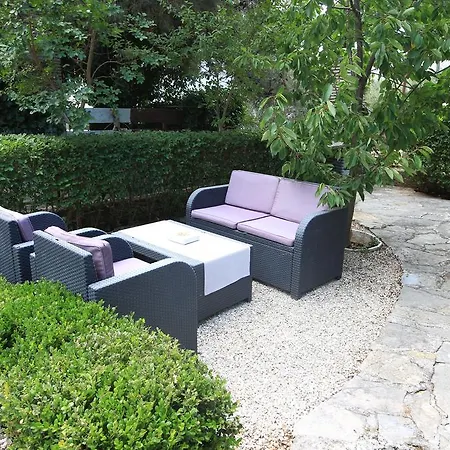 Apartman Lavanda *