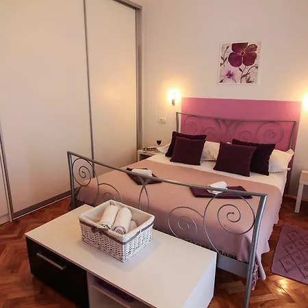 Lavanda Apartment Primosten